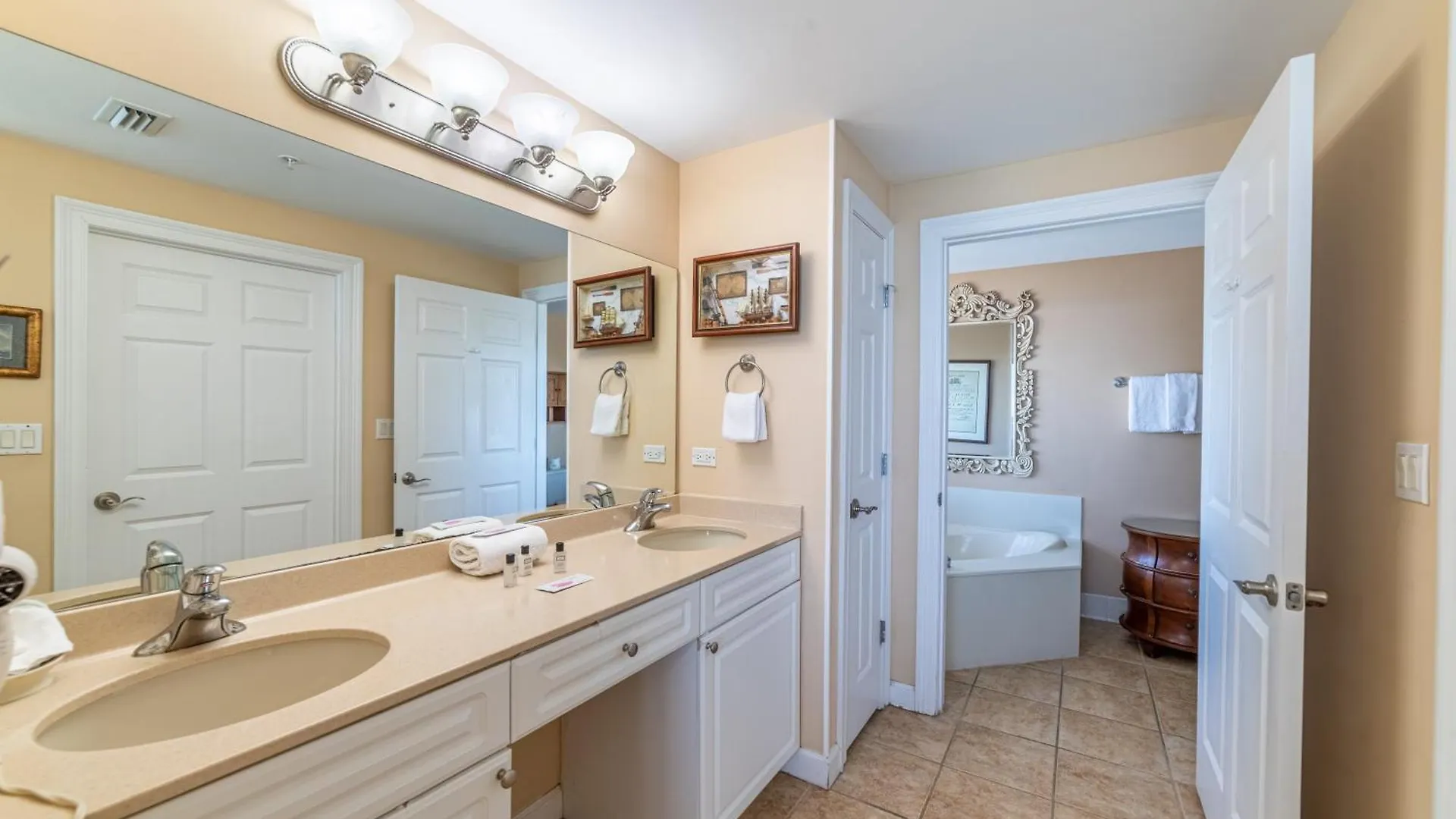 Holiday home Boardwalk 1111 'Admiral'S Quarters' Villa Panama City Beach